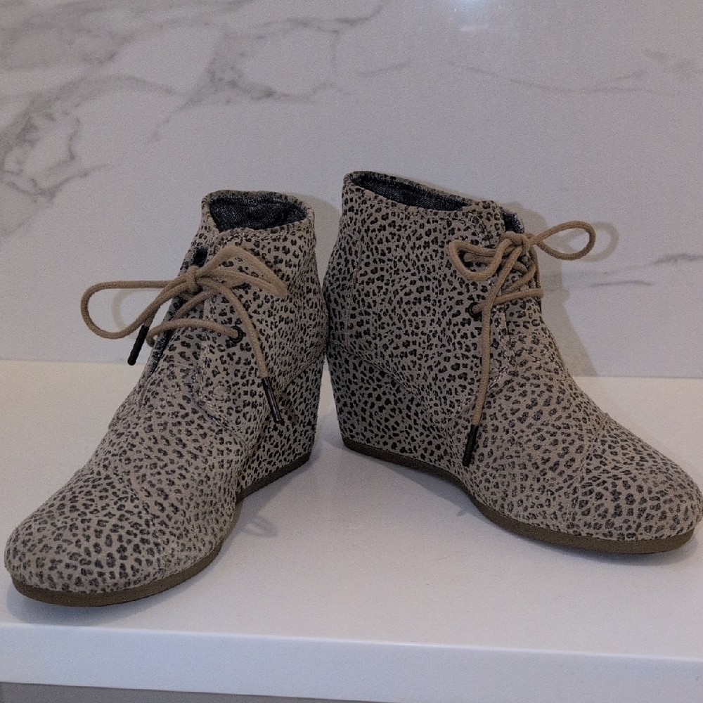 Toms Tan Leopard Ankle Booties